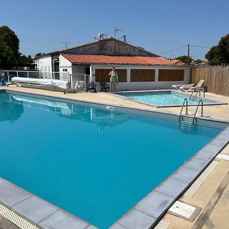 Mobil Home A Meschers Au Camping L'Escale Proche De Royan Exterior photo