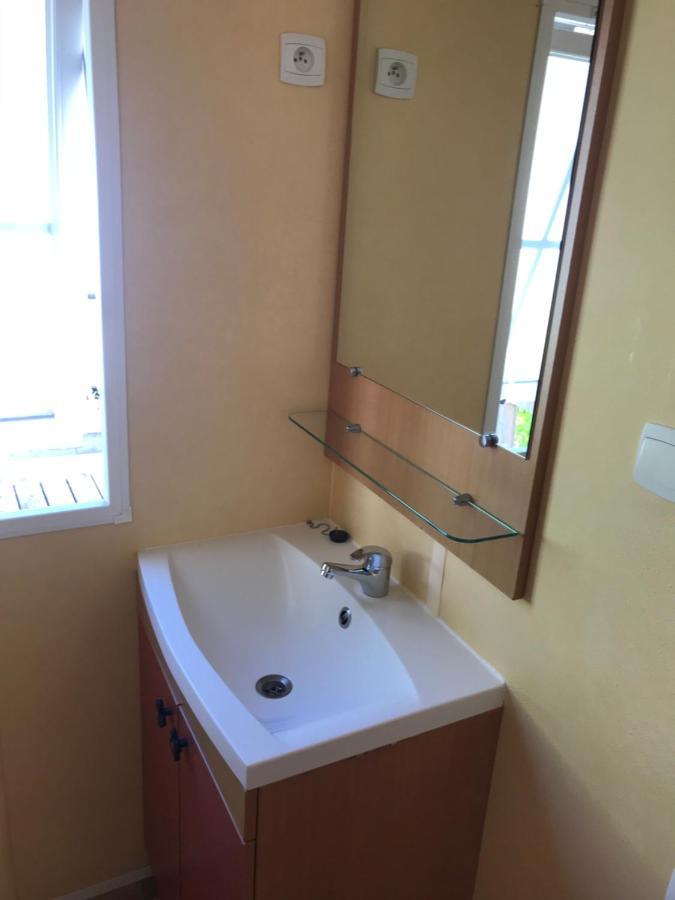 Mobil Home A Meschers Au Camping L'Escale Proche De Royan Exterior photo